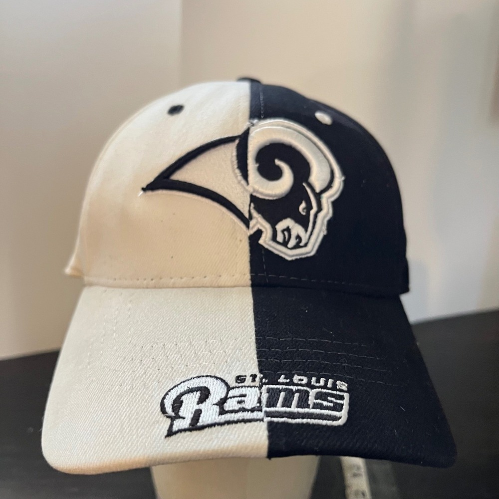 VTG Reebok St Louis Rams Hat Black White Two Tone Embroidered Stretch Fit Cap